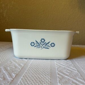 Vintage Corning Ware Cornflower‎ Stove or Microwave Cookware